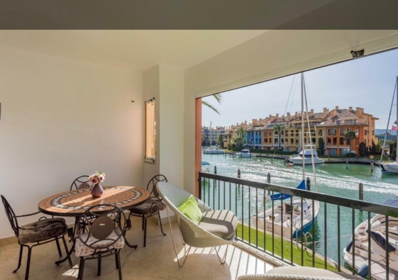 Apartamento Con Piscina ,Playa Con Vistas Panoramicas En La Marina De Sotogrande San Roque  Exterior foto